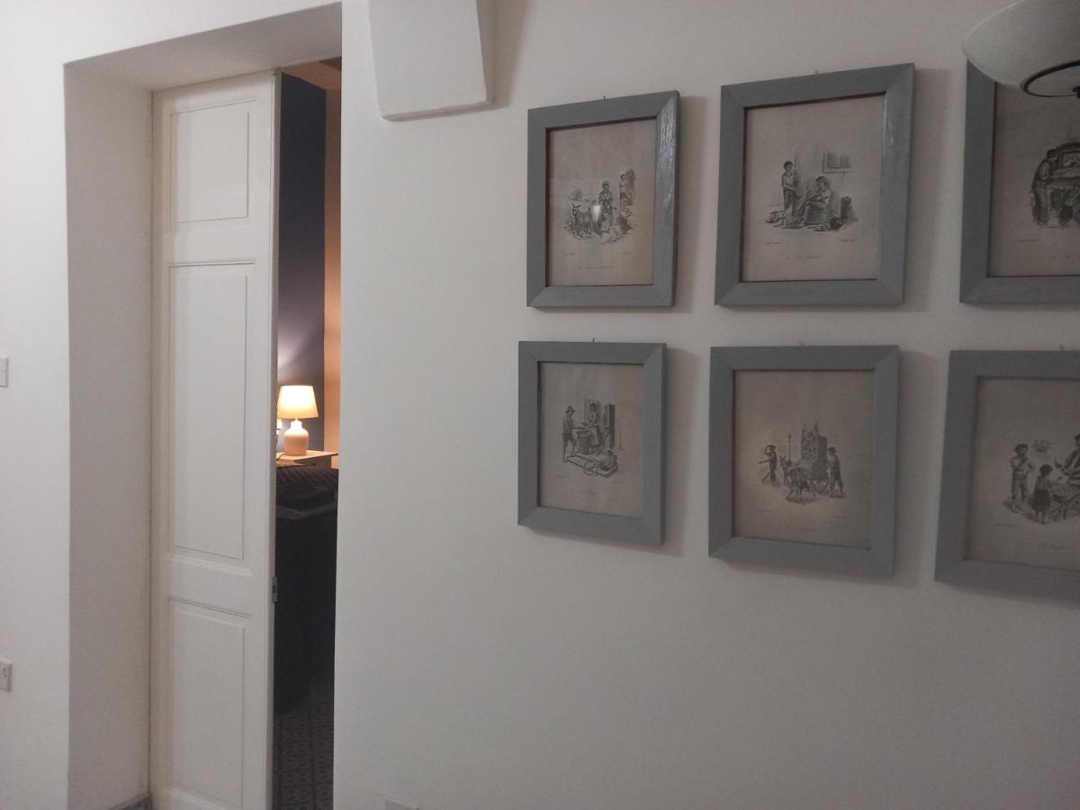 הוילה איל-פוריאנה Door Nine -Townhouse With Harbour Views מראה חיצוני תמונה